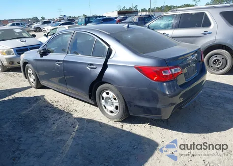 2017 Subaru Legacy 2.5I Premium из США, поврежденный, VIN 4S3BNAF6XH3042262